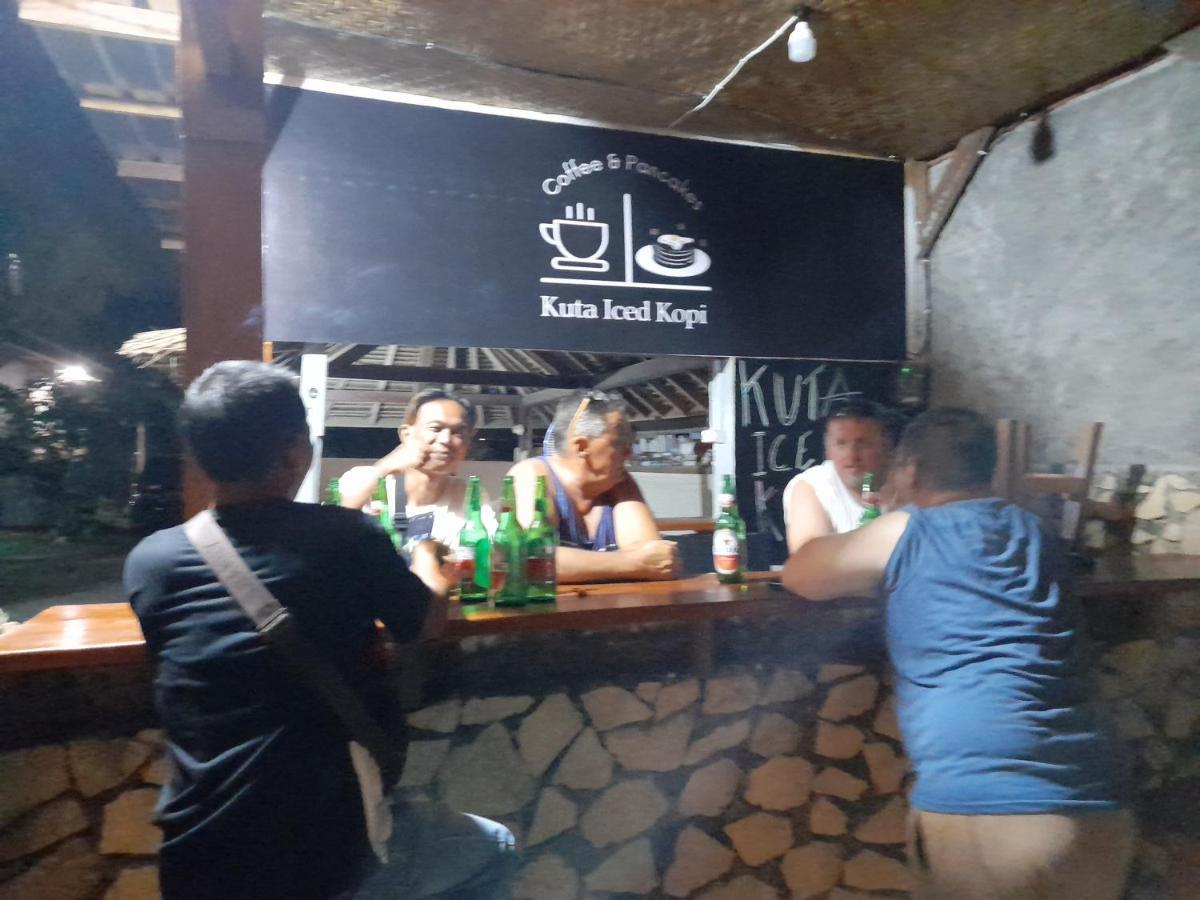 Kutabay Homestay Kuta  Zewnętrze zdjęcie